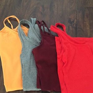 Bundle of 4 tank tops